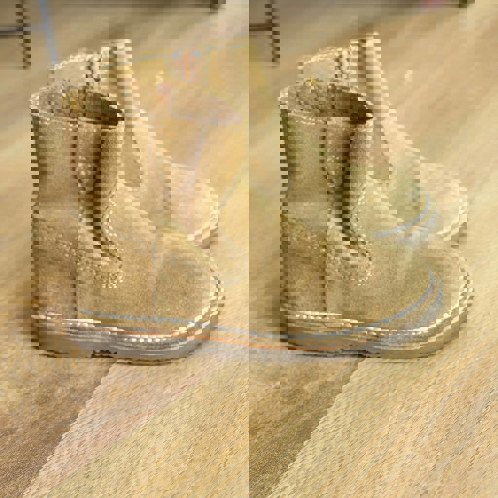 Кроссовки Zara