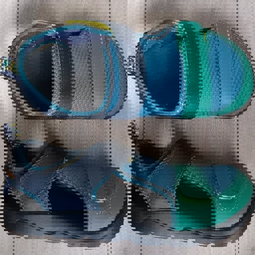 Босоножки teva