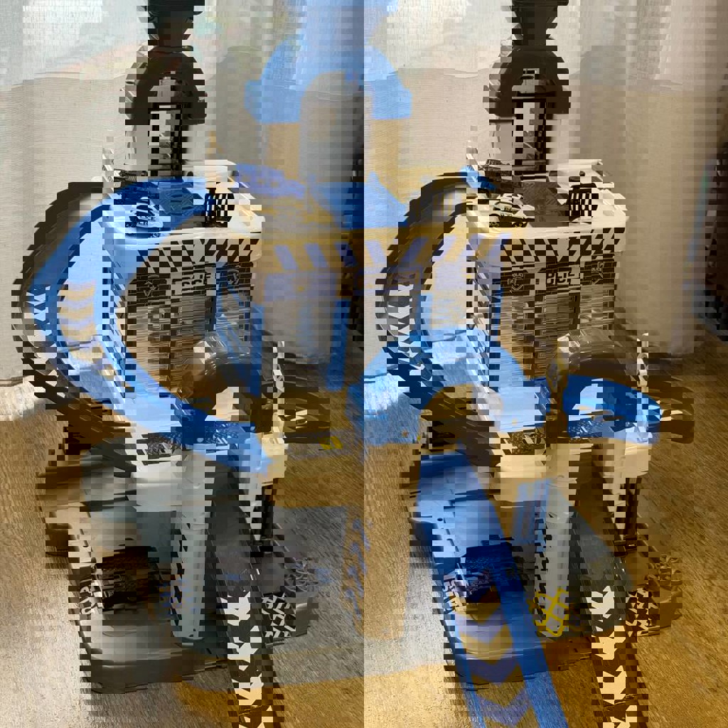 Динозавр черный