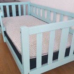 Детская кровать с матрацем - фото 1