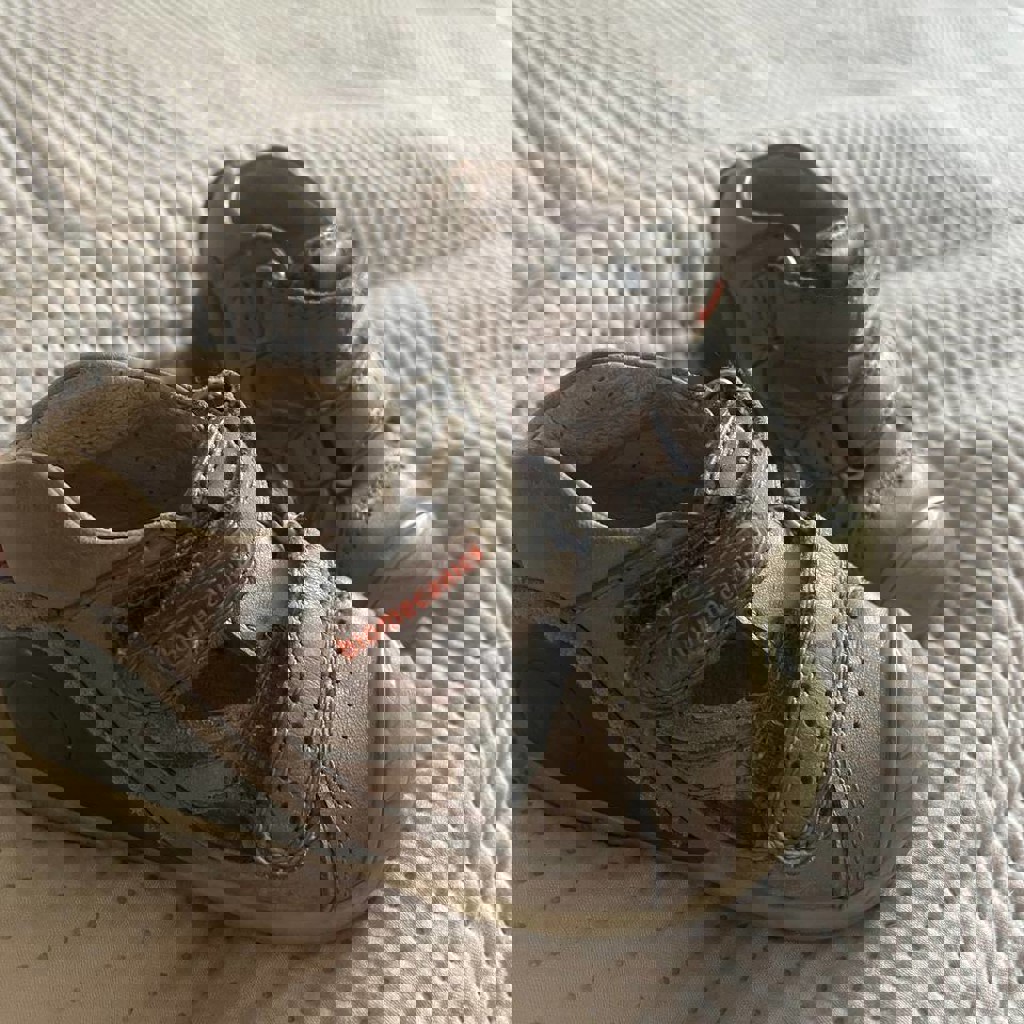 Синие ботинки