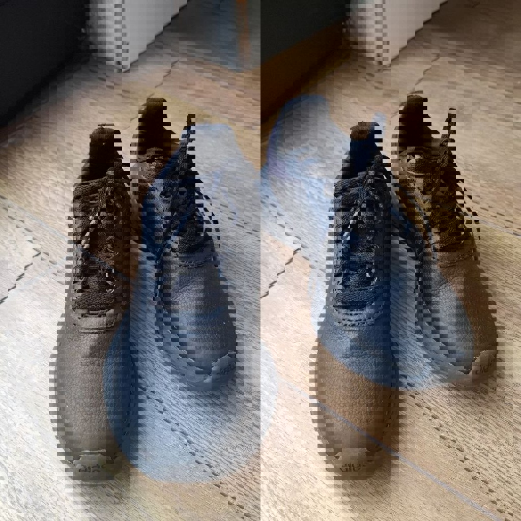 Кроссовки Adidas