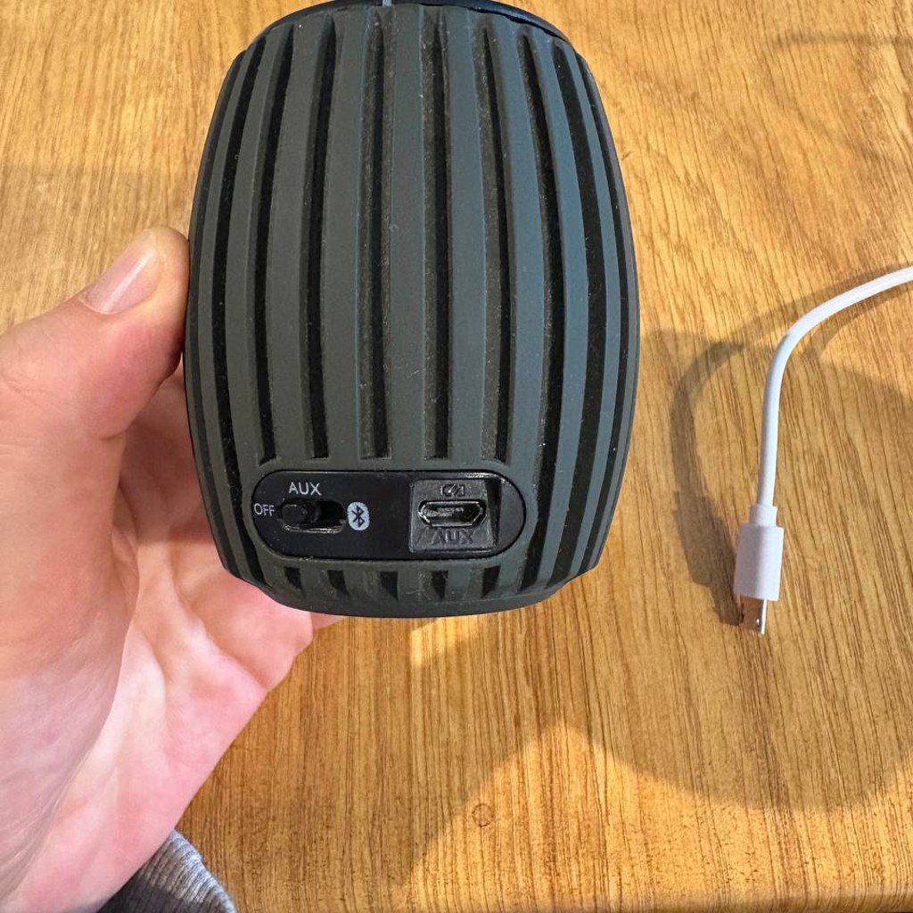 SoundShooter Wireless Portable Speaker