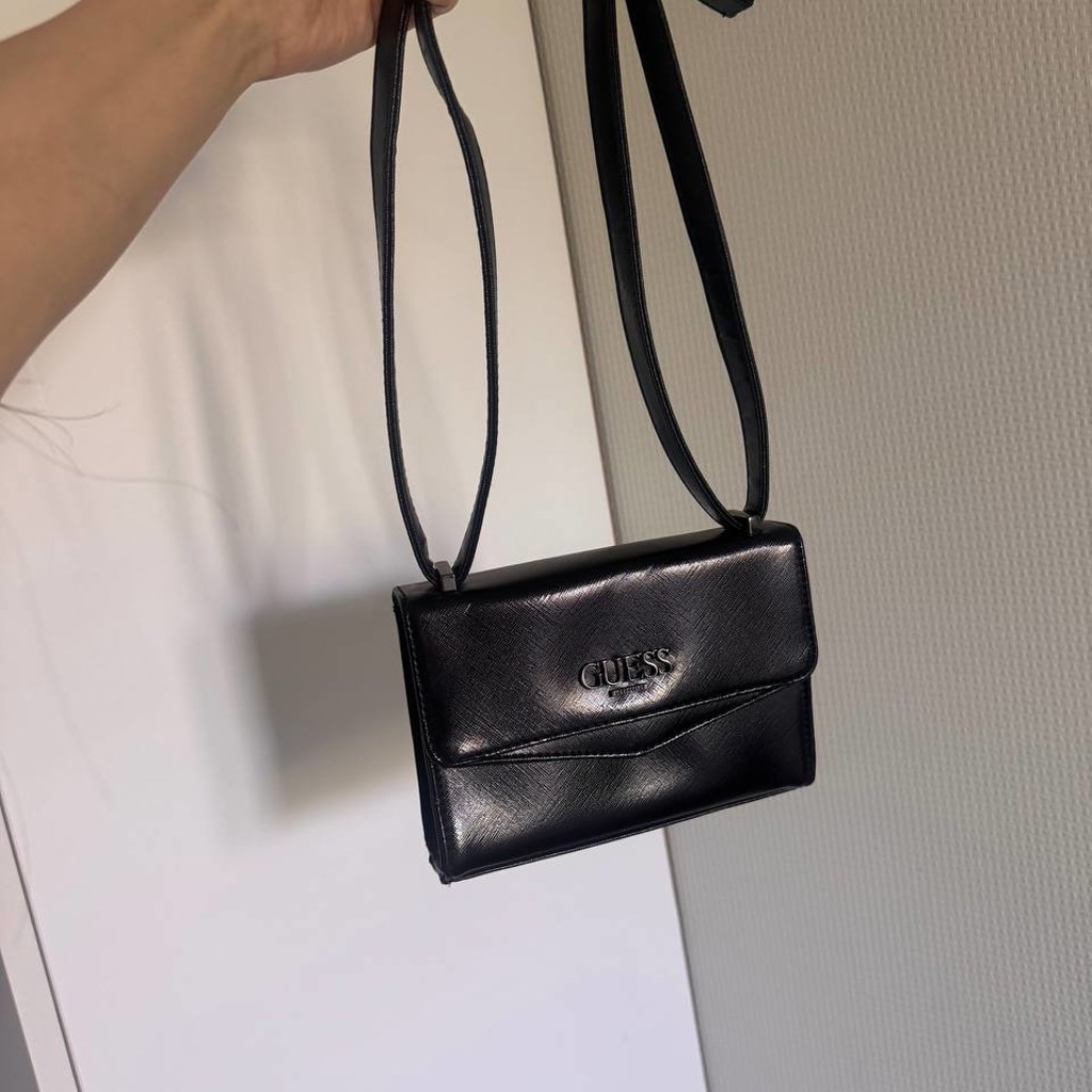 Обувь Guess