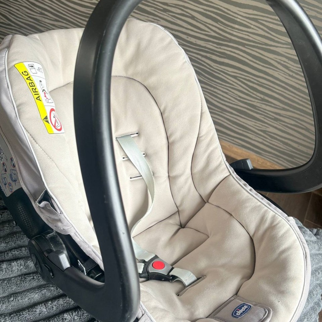 Автолюлька Chicco 0-13 кг