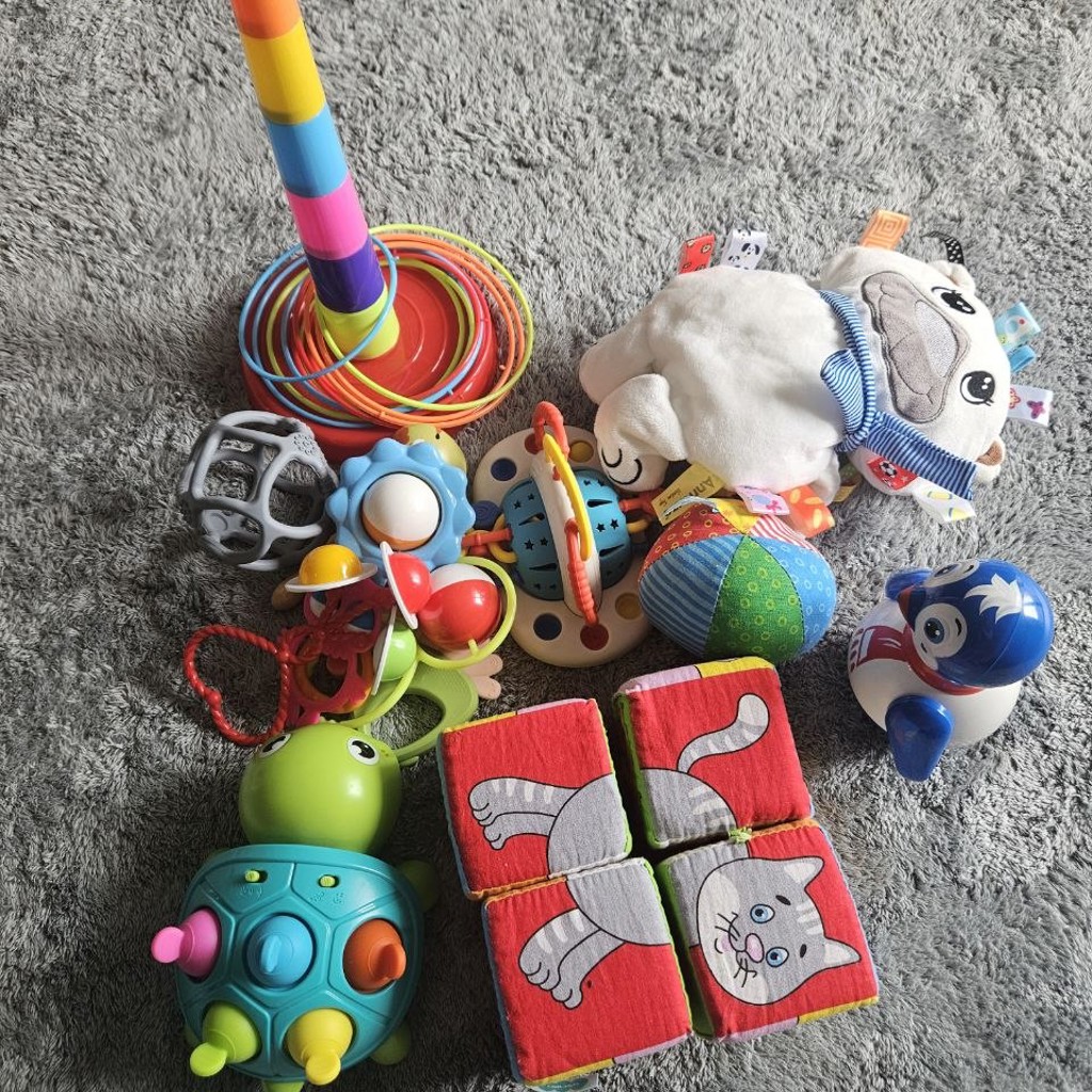 Игрушки для малыша