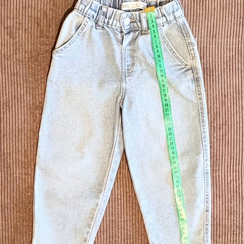 Джинсы Zara