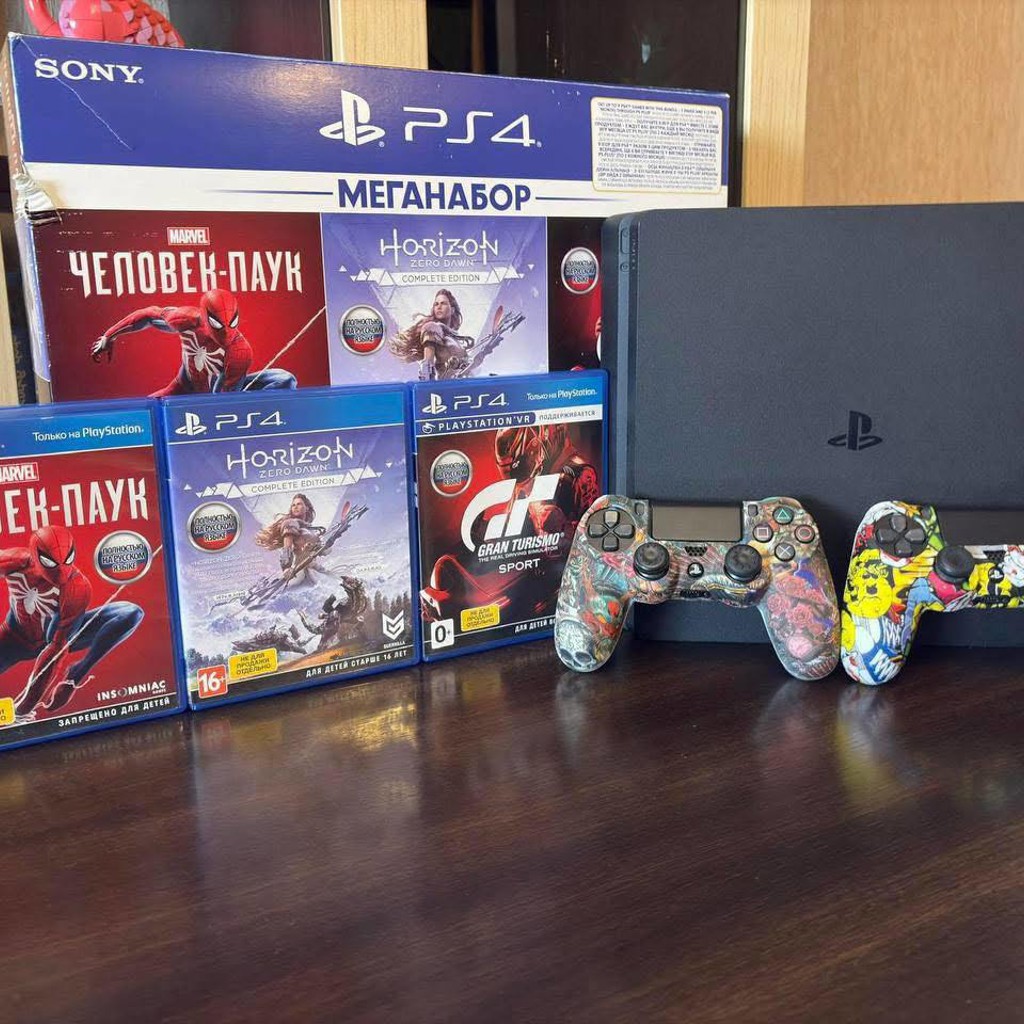 PlayStation 4
