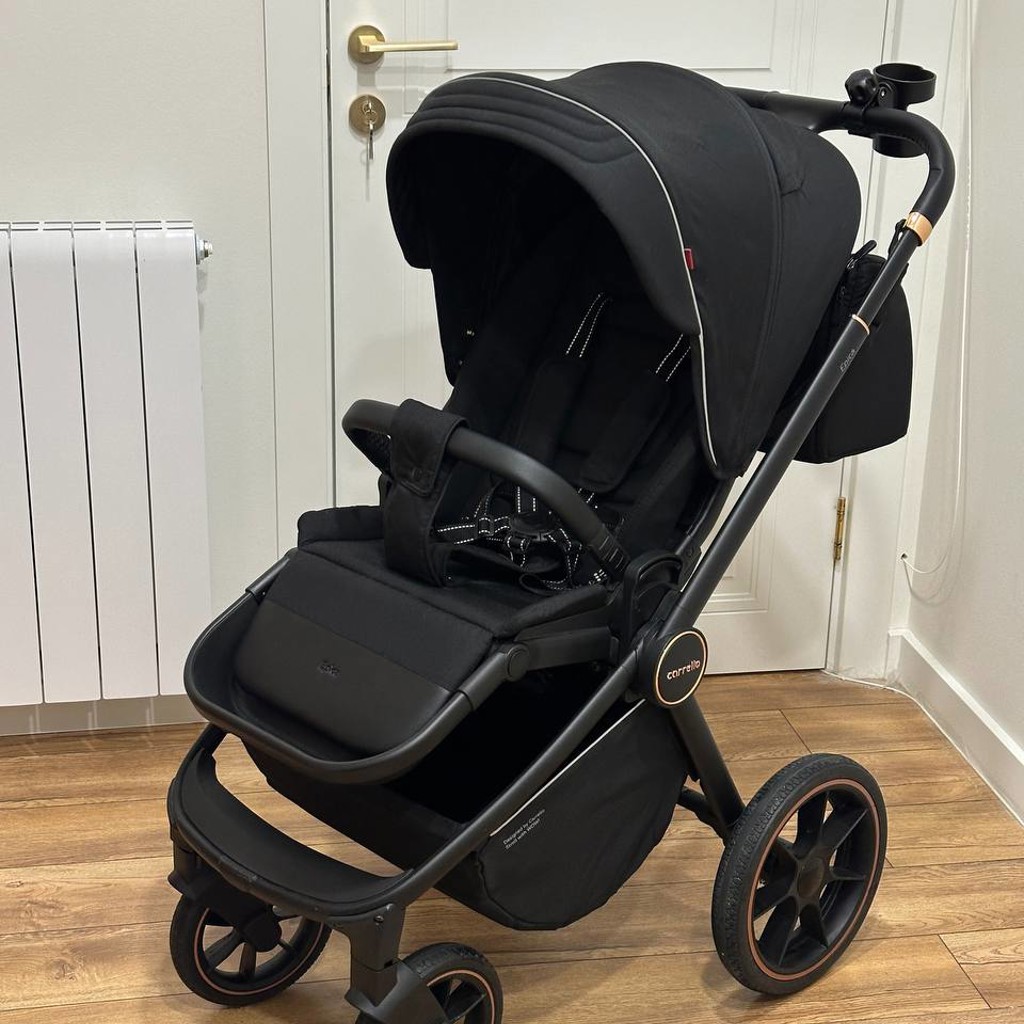 Прогулочная коляска Carrello Epica