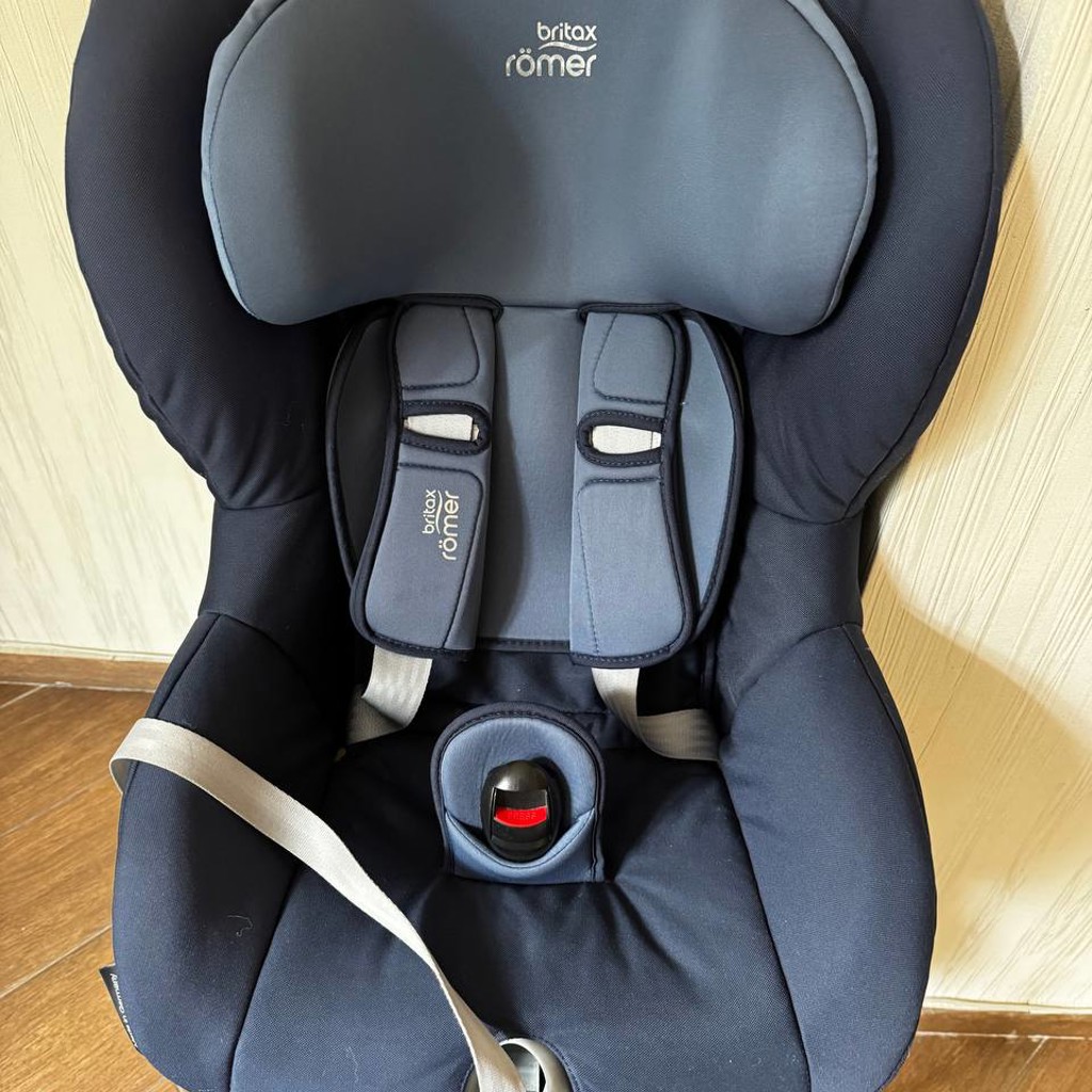 Автокресло Britax Romer King