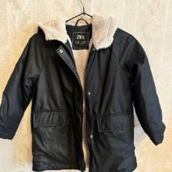 Прорезиненный дождевик с искусственной овчиной Zara - фото 2
