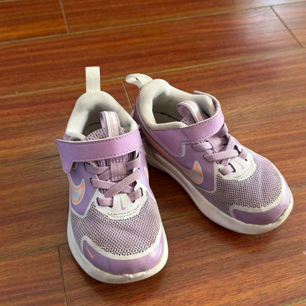 Кроссовки Nike