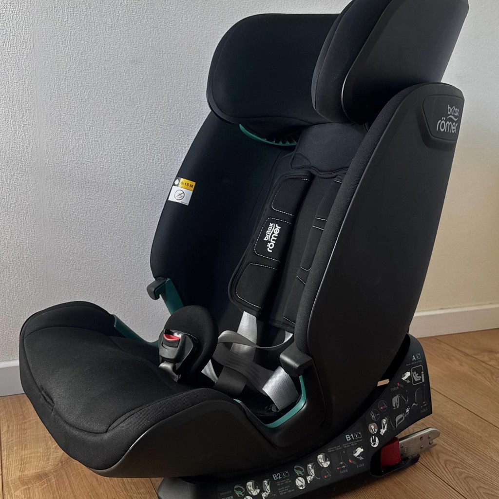 Автокресло Britax Römer ADVANSAFIX M i-SIZE