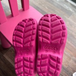Crocs золотые - фото 9