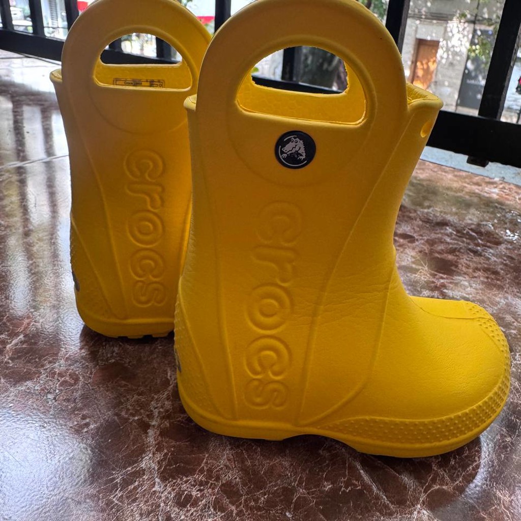 Резиновые сапожки Crocs