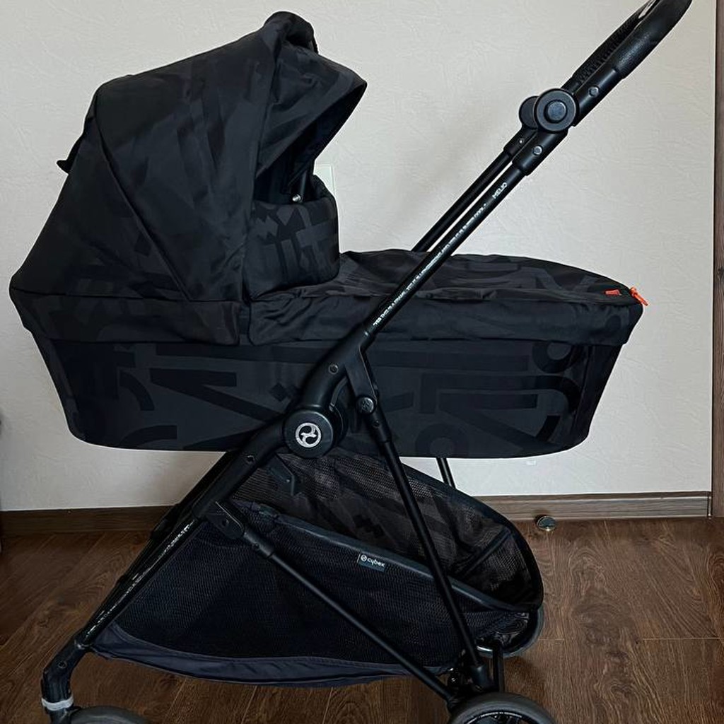 Детская коляска Cybex Melio 2 в 1 Street Real Black