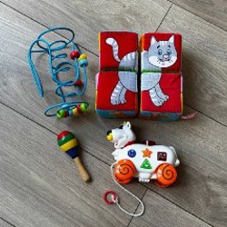 Игрушки для малышей (крутилки, кубики и каталка) - фото 9