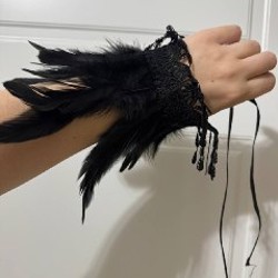 Накидка на плечи из перьев - фото 4
