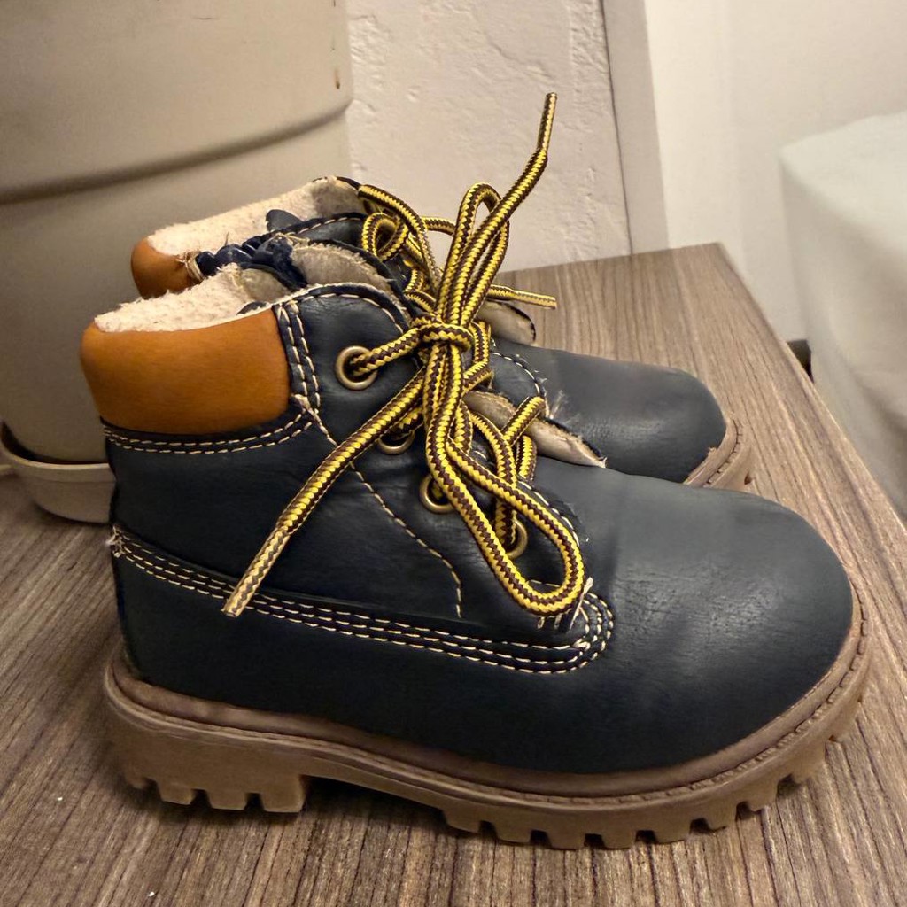 Осенние ботинки Bobbi Shoes