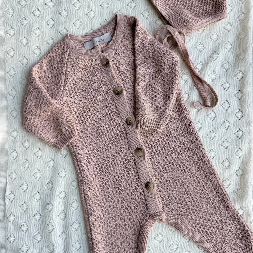 Чепчик вязанный Loomknits
