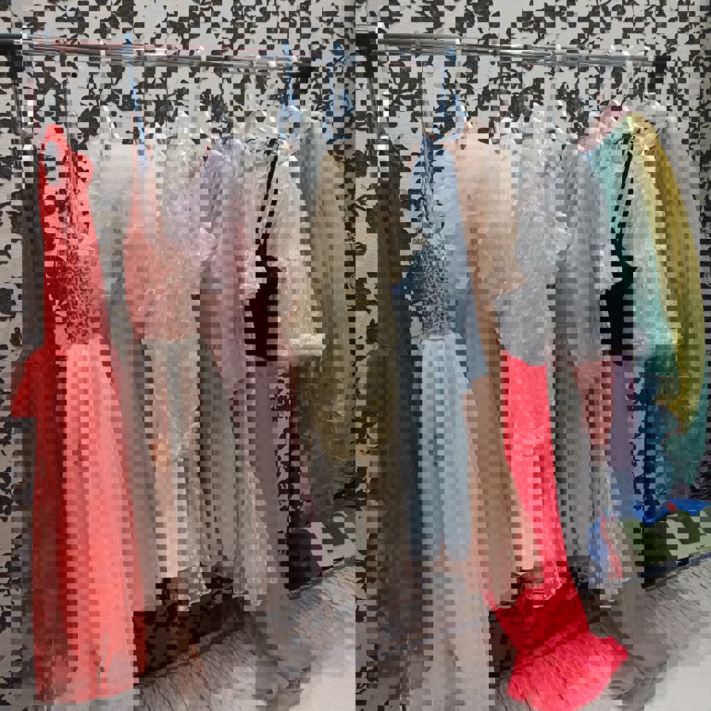 Праздничные платья и юбки