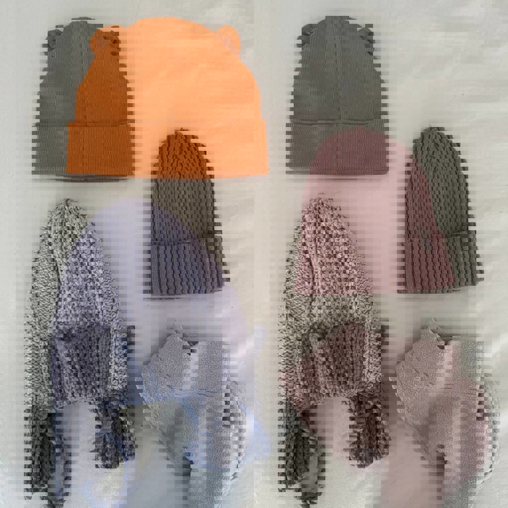 Шапки и манишка