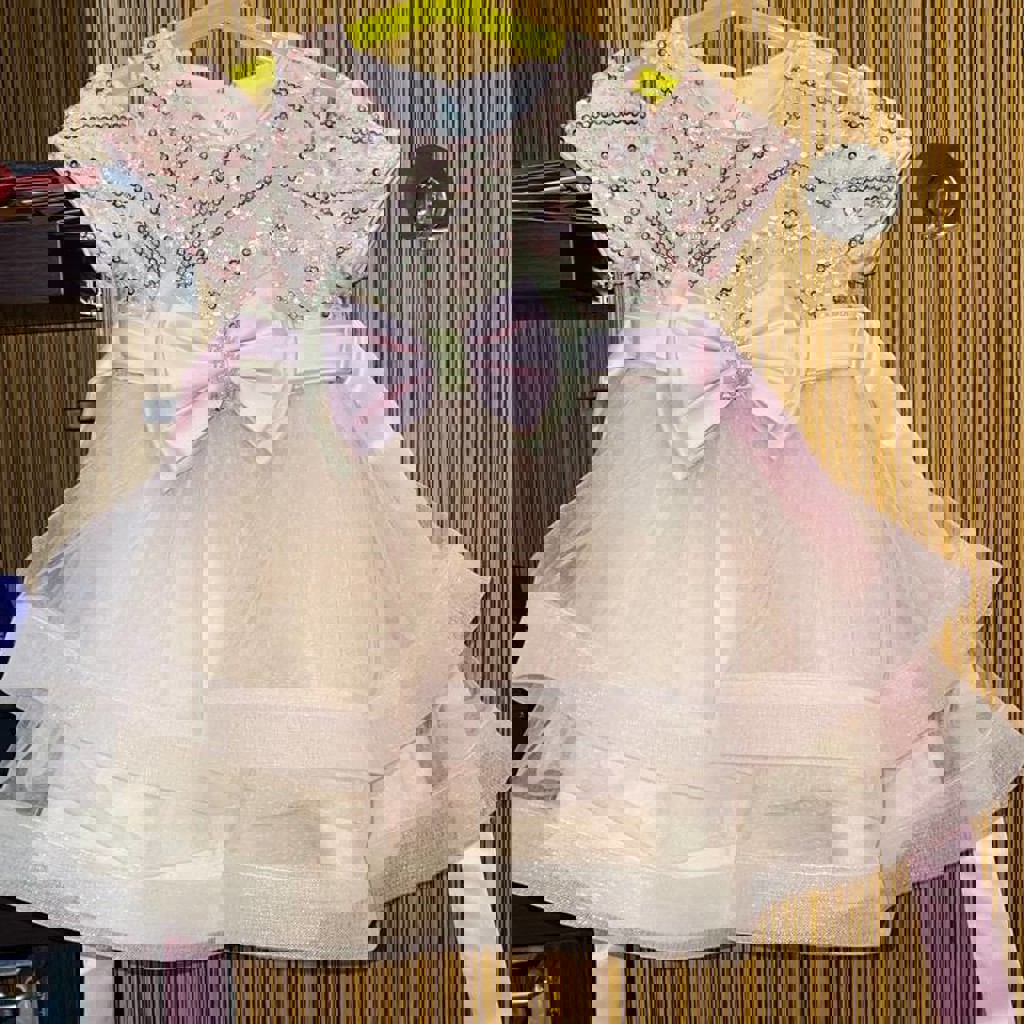 Нарядное платье