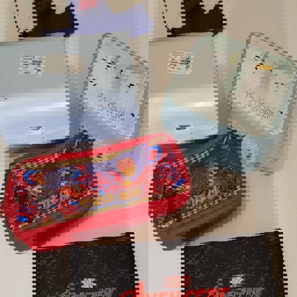 Стойка для книг