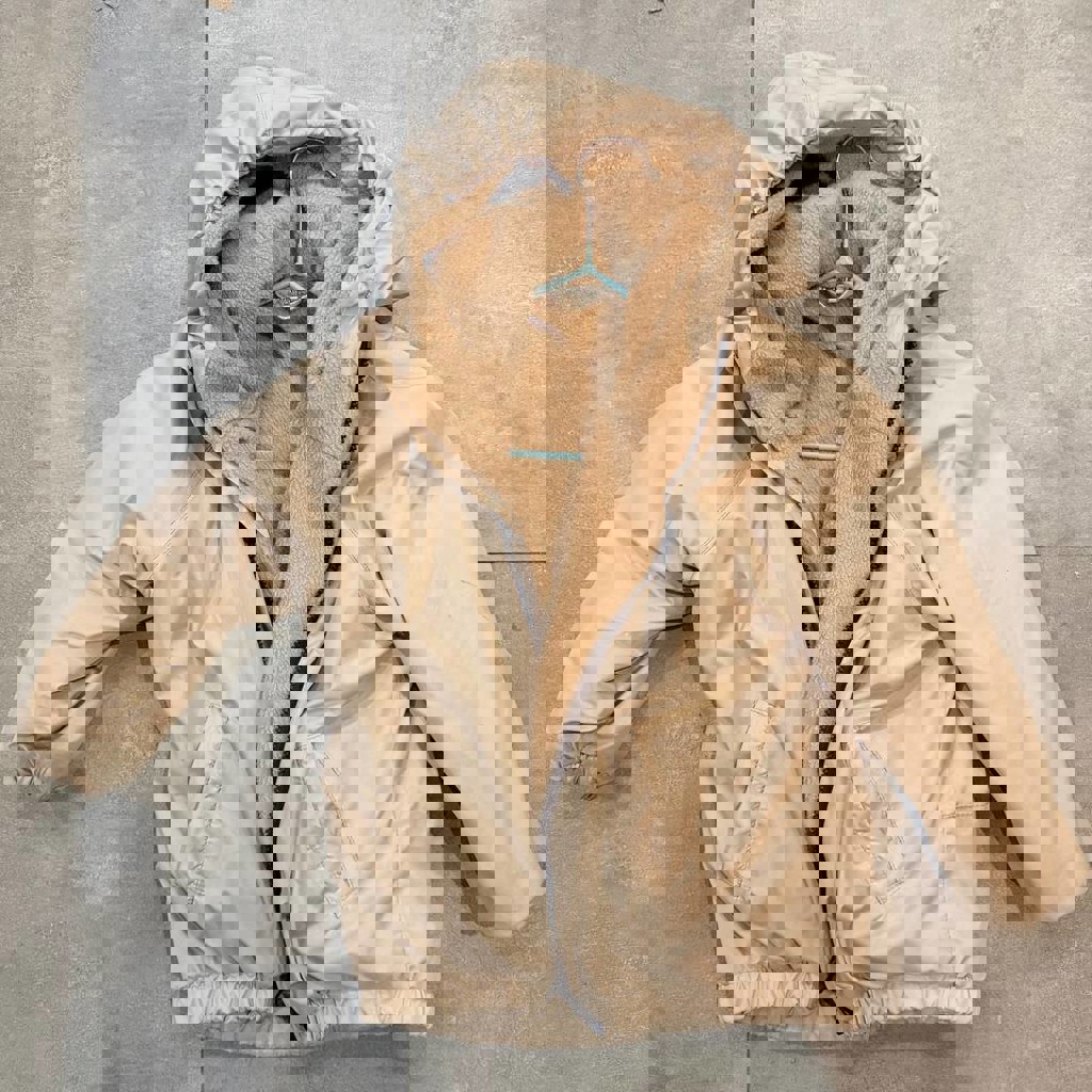 Ветровка на лето