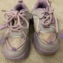 Кроссовки - фото 2