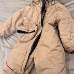 Детский теплый зимний комбинезон (бежевый) - фото 1