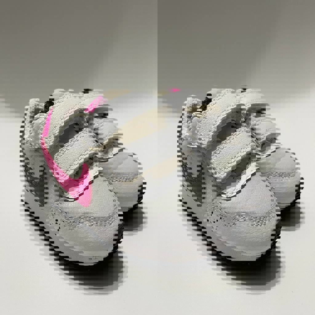 Кроссовки Nike