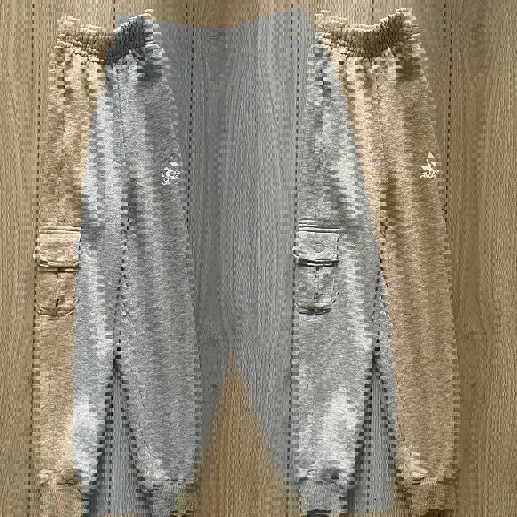 Спортивная одежда на малышей