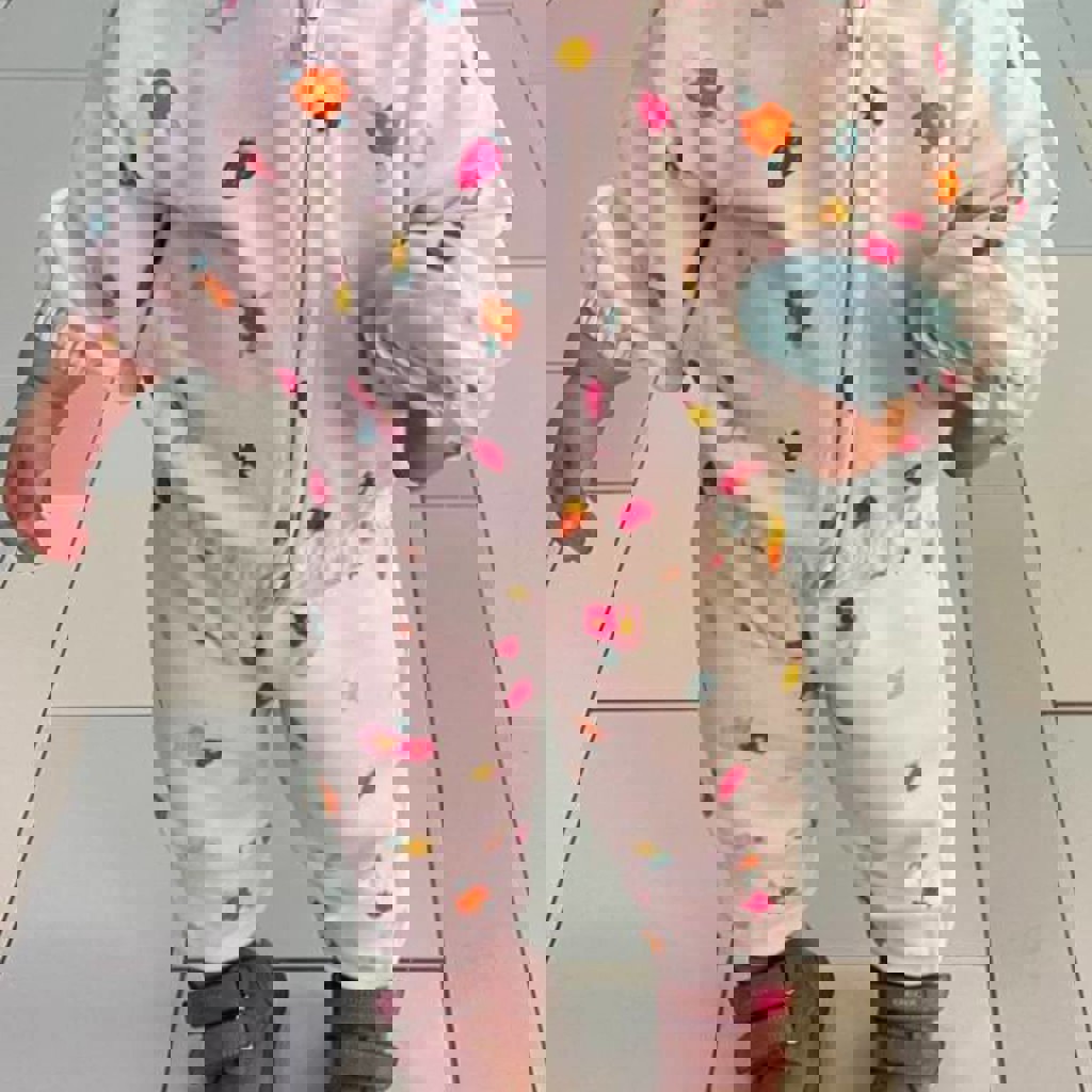 Костюм белый в цветочек