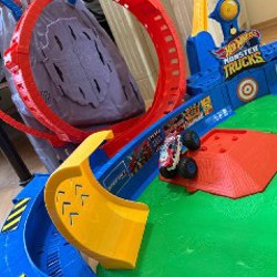 Arena Hot Wheels Monster Trucks - фото 3