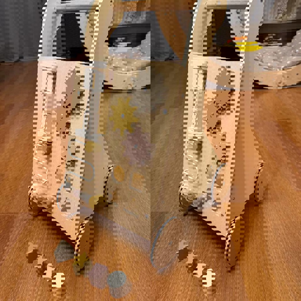 Бизиборд-волкер