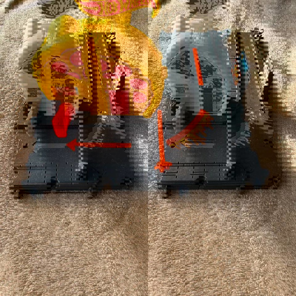 Трек-локации для машинок Hot Wheels