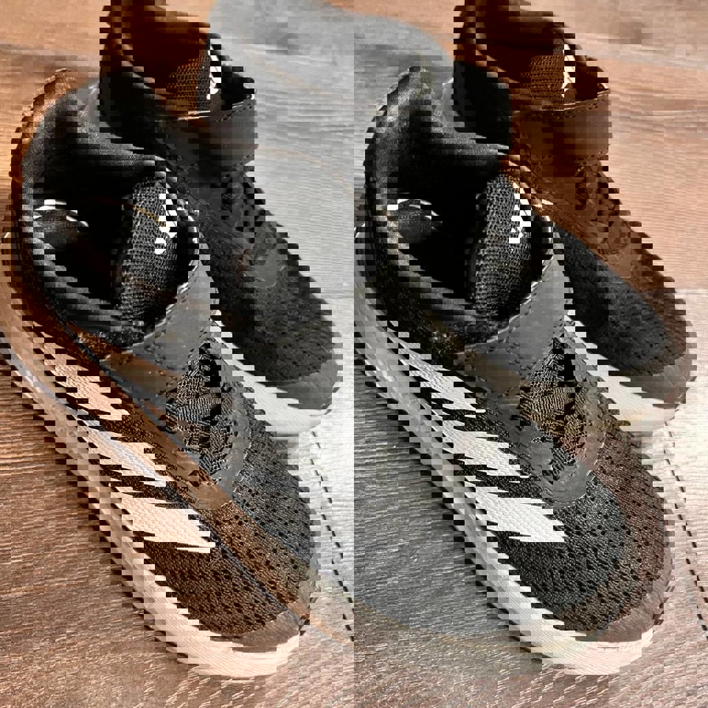 Куртка ветровка