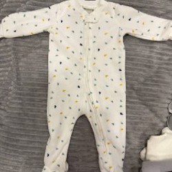 Теплая велюровая кофточка и комбинезончик - фото 1