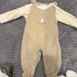 Теплая велюровая кофточка и комбинезончик - фото 4