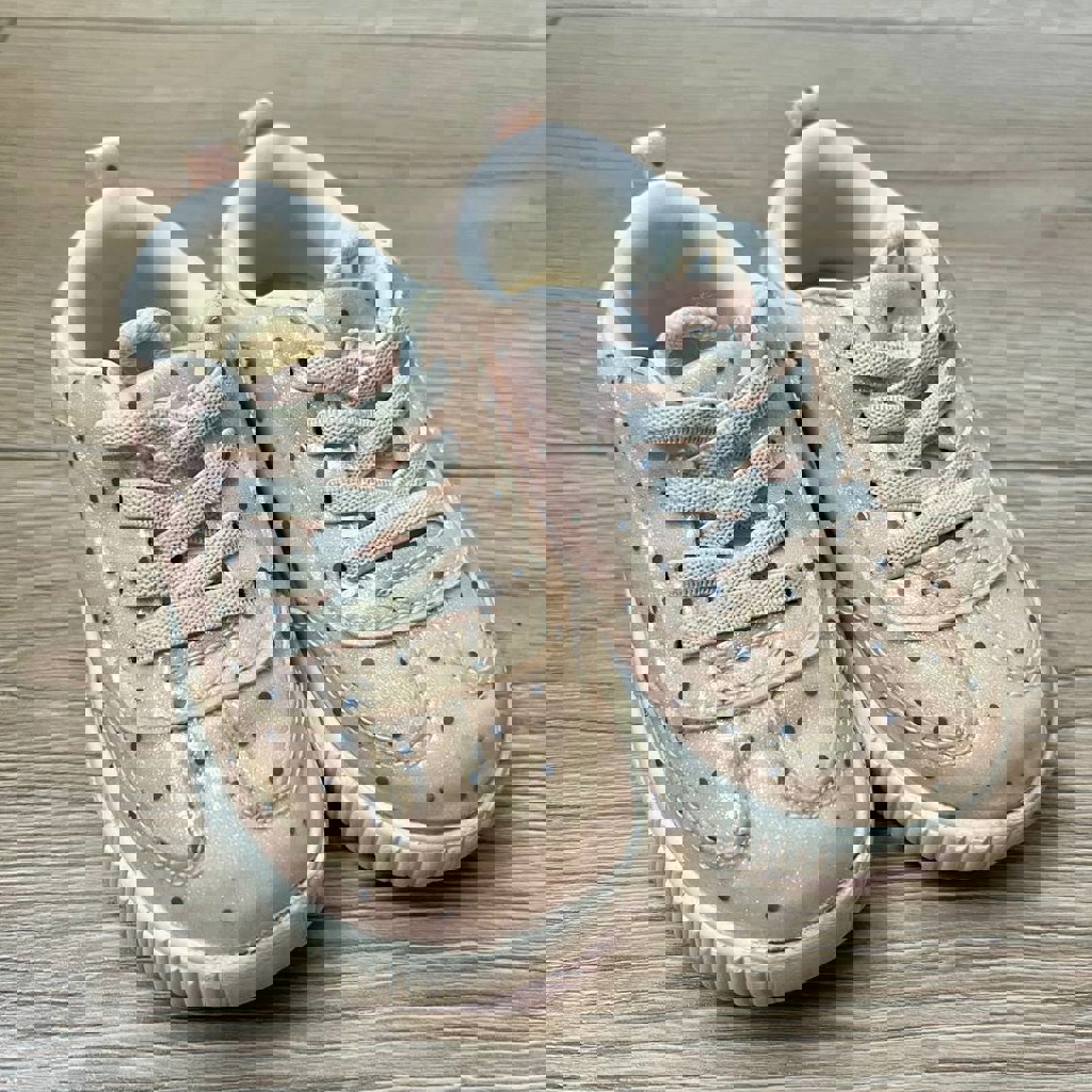 Кроссовки Carter's