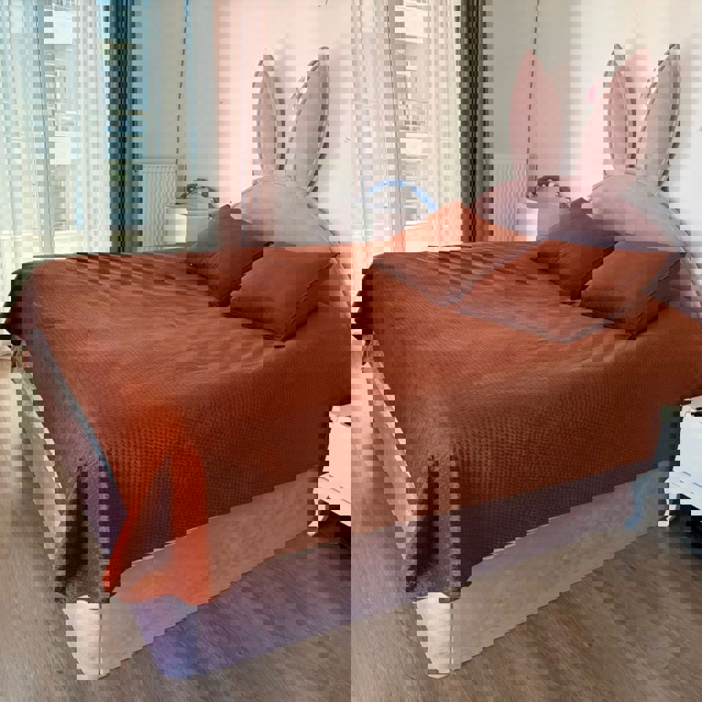 Кровать с подъёмным механизмом