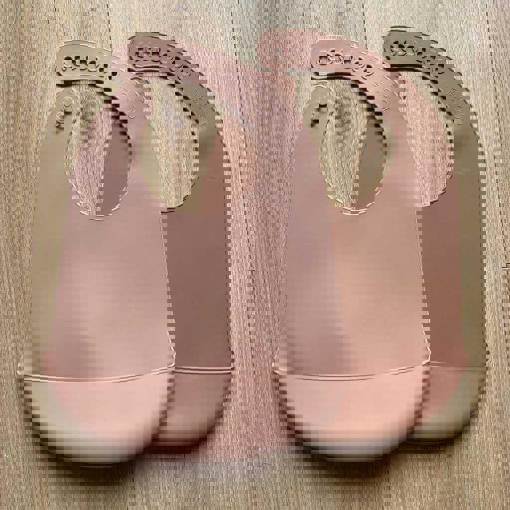 Слюнявчики